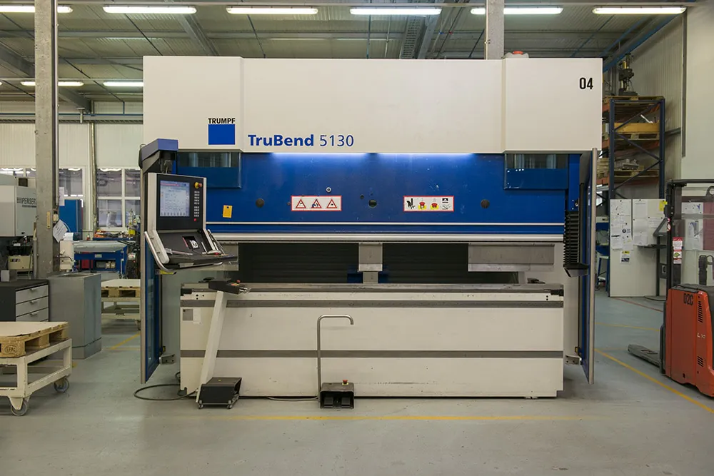 Une machine CNC TruBend 5130 installée dans les ateliers de production de Cantin.